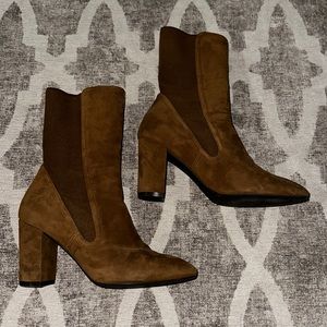 Stuart Weitzman brown suede block heel booties size 8.